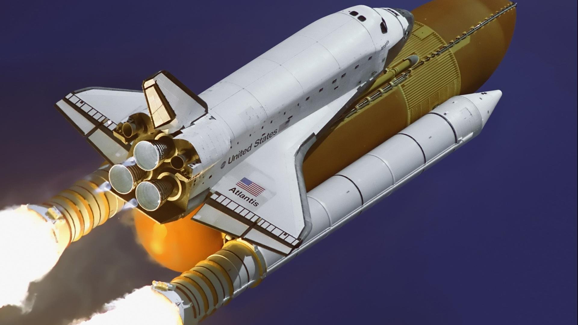 赛场上的坚持:车手的心理调适之路,赛车手的心理素质