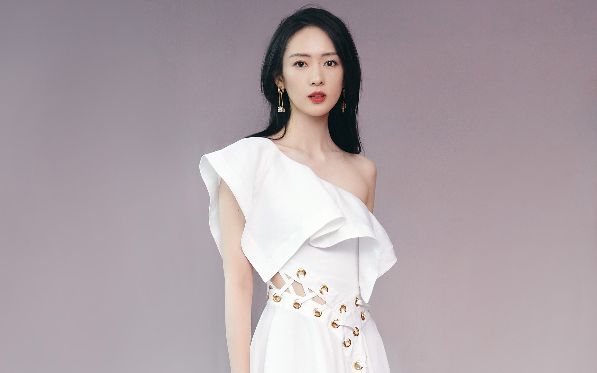 “东部新区缆绳滑水赛事:挑战力与技巧的极致碰撞”