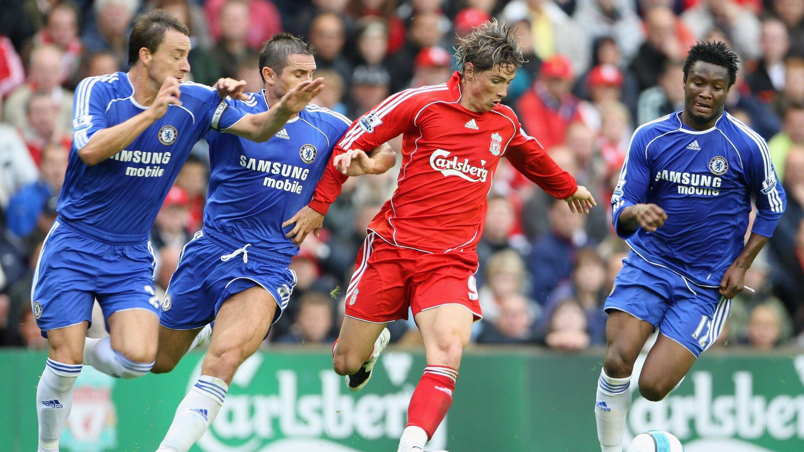 艾比·德尔福:南非队防守的中坚力量,以高效的拦截减少失球,比尔和艾德